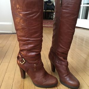 Guess boots